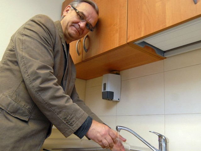 Mirosław Ruszała: przy myciu naczyń nawet najbardziej ekologiczny mąż zużyje więcej wody niż ekonomiczna zmywarka
