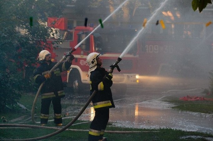 [zdjęcia] Pożar kamienicy w Ciechocinku