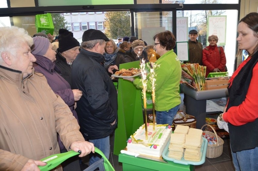 Ruszył supermarket Delikatesy Centrum w Suchedniowie. Jest dużo promocji  (ZDJĘCIA) 