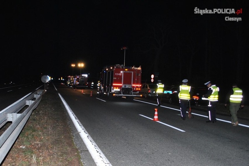 Tragiczny wypadek w Bąkowie: nie żyje jedna osoba [ZDJĘCIA]