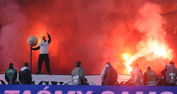 [nowe zdjęcia] Lech Poznań - Legia Warszawa. Mecz i demolka