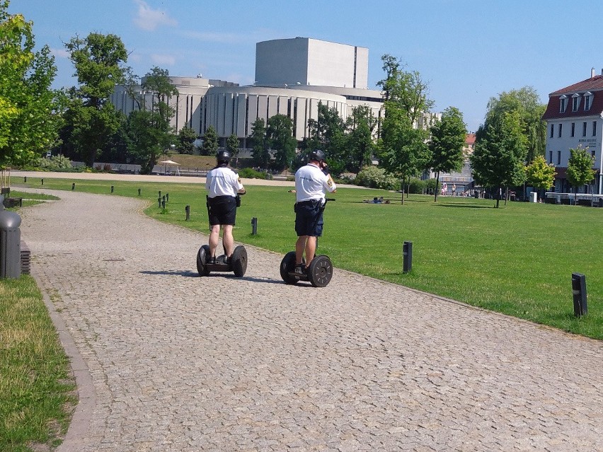 Straż Miejska w Bydgoszczy znowu będzie patrolować na segwayach
