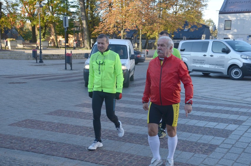 Rajd dla Niepodległej rozpoczął się pod szydłowieckim...