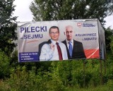 Plakat PO ciągle wisi