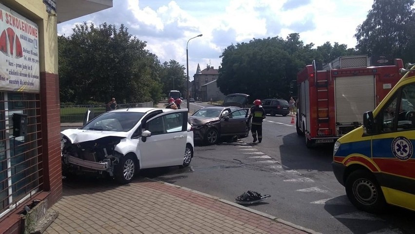 Do mocnego zderzenia samochodów doszło w sobotę, 20 lipca,...