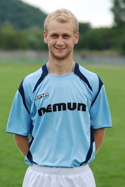 Był zawodnik trzecioligowej Wiernej Małogoszcz - Jan Kowalski, na wiosnę będzie reprezentował barwy drugoligowej Resovii Rzeszów.