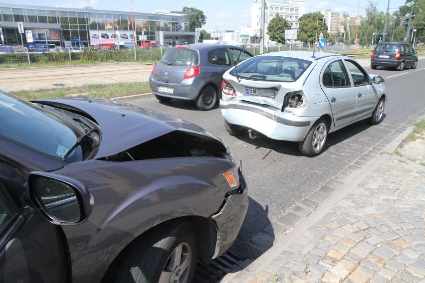 Wypadek na ul. Bardzkiej na Wrocławiu