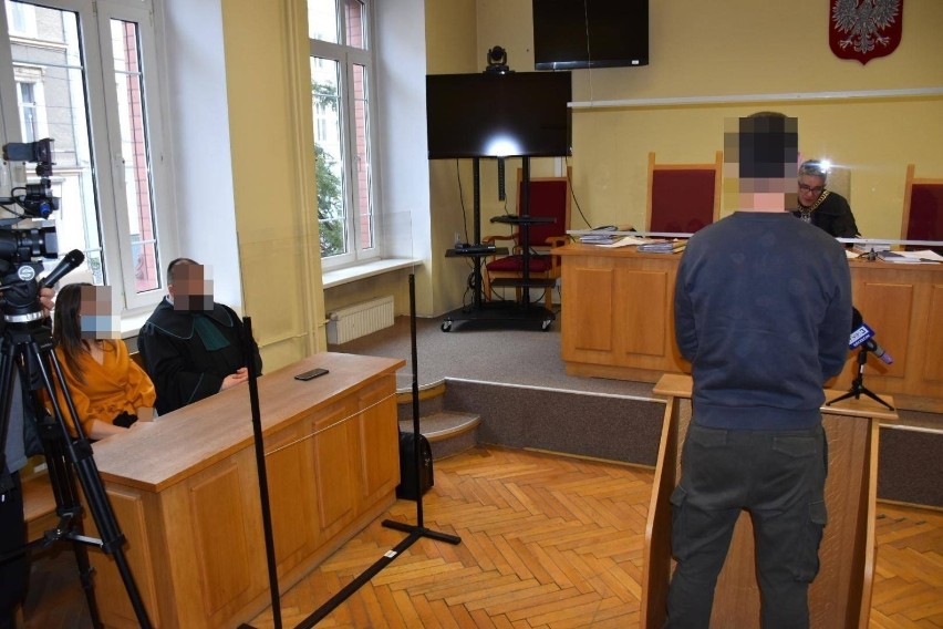 Zniszczenie krzyża w Szczecinie. Przed sądem stanęli świadkowie 
