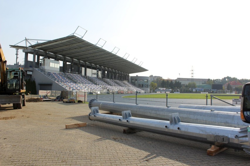 W wtorek dotarły na  stadion przy ul.Narutowicza 9 pierwsze...