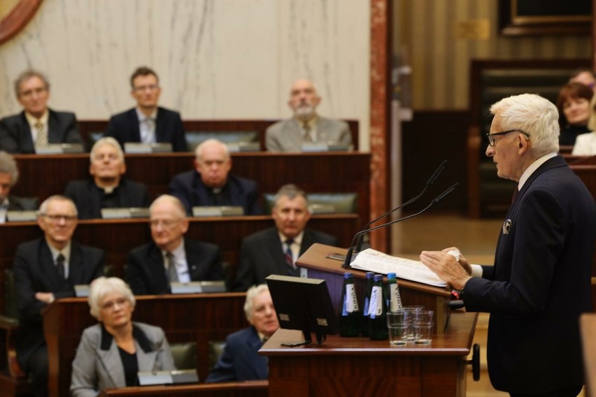 W piątek, 15 grudnia, w gmachu Sejmu Śląskiego odbyły się...