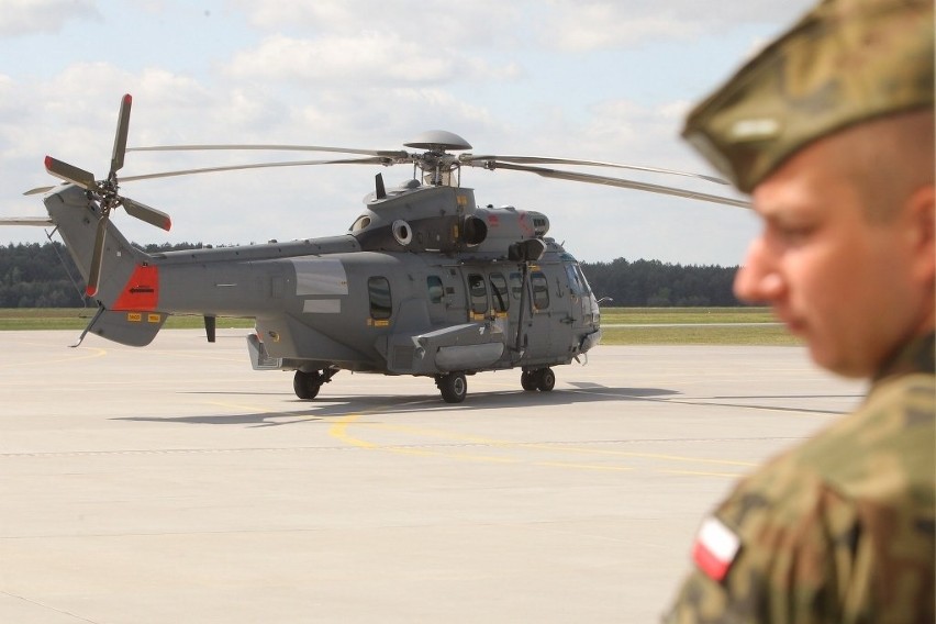 Śmigłowiec Caracal na testach w Powidzu