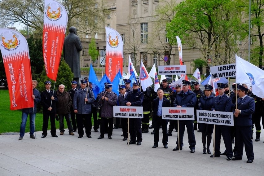 Protest służb mundurowych w Poznaniu