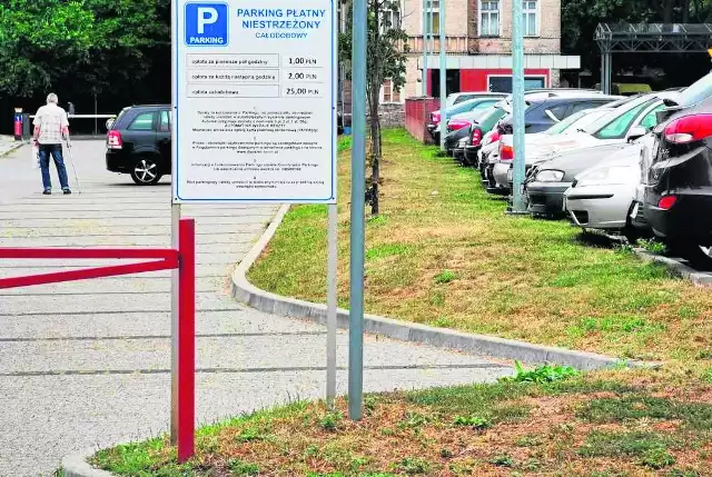 Duża podwyżka za parking przy Dworcu Głównym. Nasz