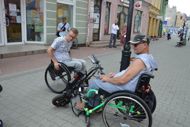 Można było spróbować swoich sił na wózku inwalidzkim. Okazało się, że to nie jest łatwe