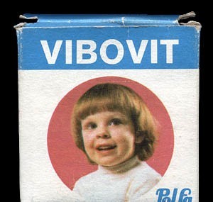 Vibovit - mimo, że z apteki to był uwielbiany przez dzieci....