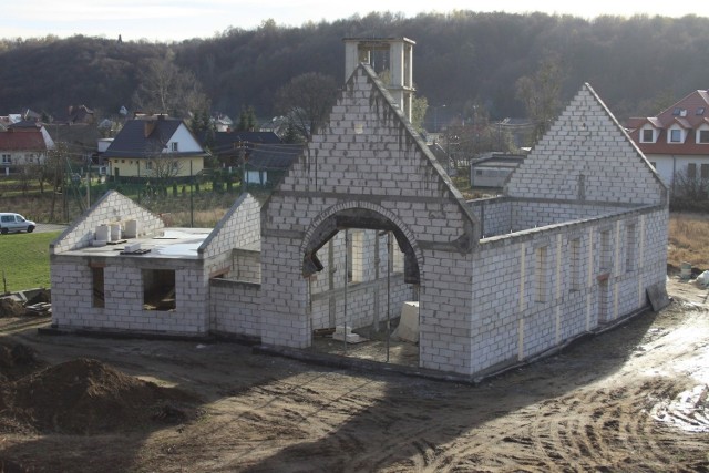 Budowa kaplicy w Bochotnicy rusza po zimowej przerwie