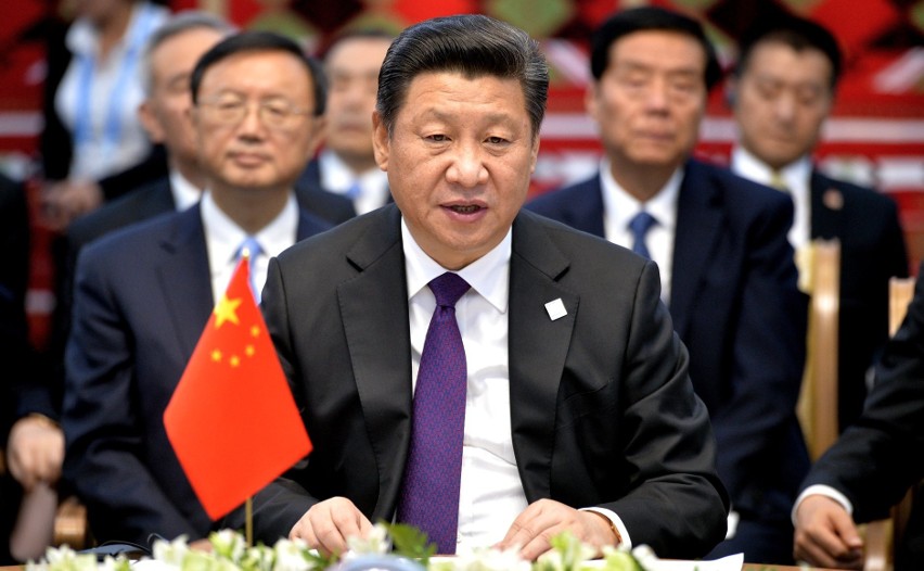 Przewodniczący Chińskiej Republiki Ludowej Xi Jinping (na...