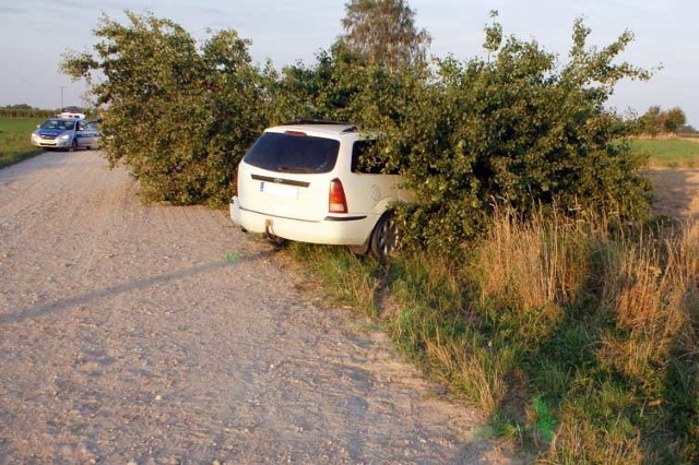 W wyniku w wypadku w Białosukniach trzy osoby trafiły do szpitala