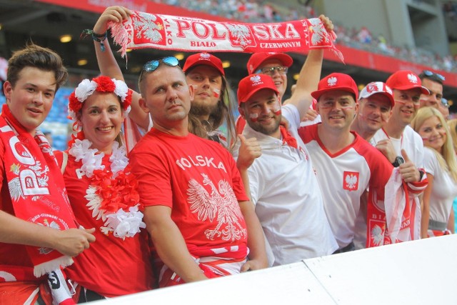 Ponad 41 tysięcy widzów oglądało w piątek towarzyski mecz Polska - Chile w Poznaniu. Byliście na tym spotkaniu? Znajdźcie się na zdjęciach!---->przejdź do następnego zdjęcia--->Zobaczcie też:Łukasz Fabiański: Układało się dobrze, a skończyło remisemZobaczcie też:Kibice przed meczem