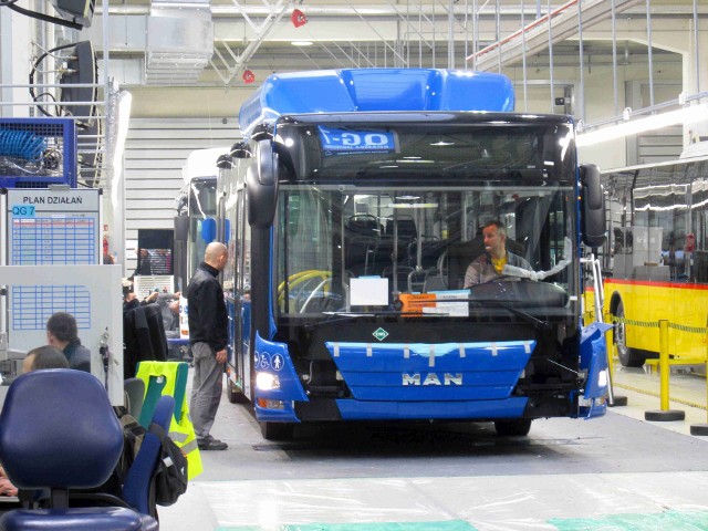 Mimo pierwszych zakażeń koronawirusem w MAN Bus Starachowice produkcja autobusów przebiega normalnie
