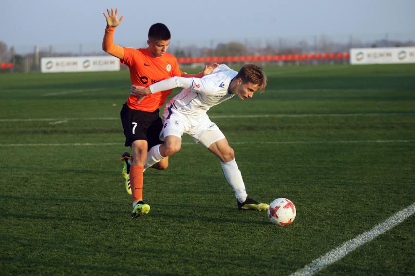 Centralna Liga Juniorów. Derby topowych akademii dla Zagłębia. Miedziowi wiceliderem [WIDEO]