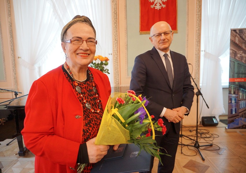 Lublinianki na medal. Prezydent Żuk uhonorował 15 pań. Zobacz zdjęcia