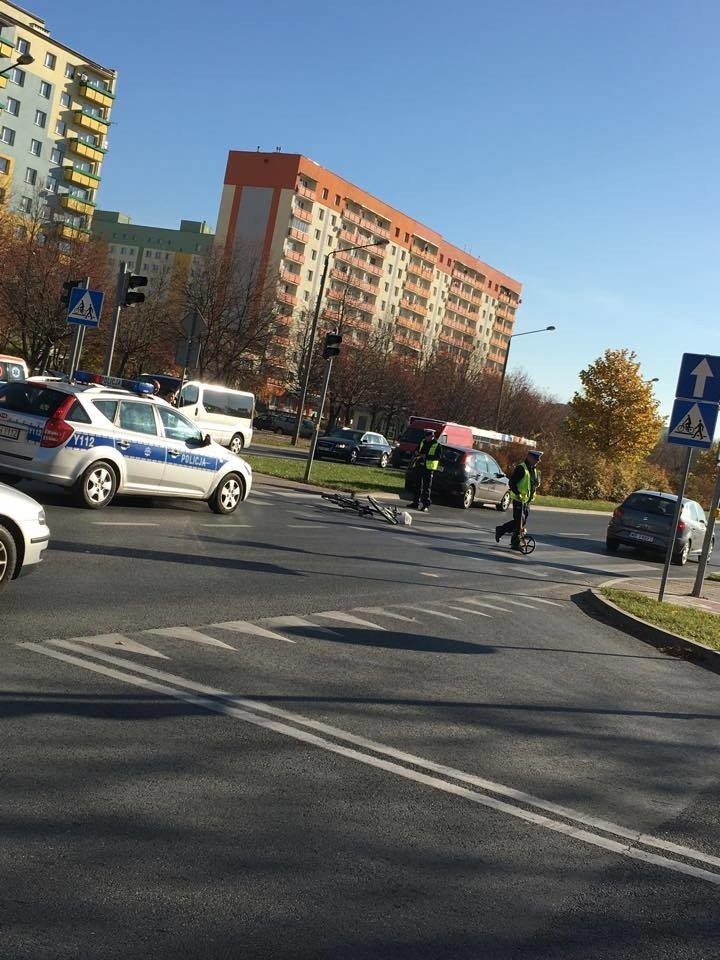 Potrącenie rowerzysty na Chrobrego w Radomiu.