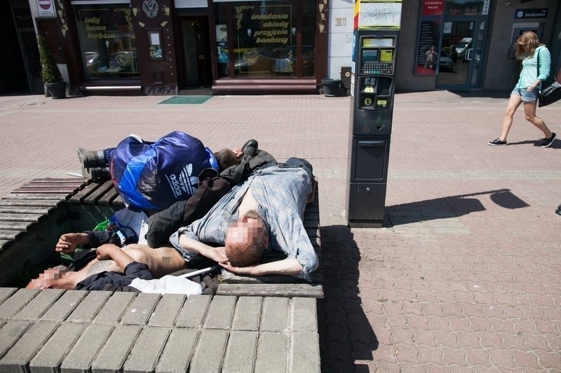 Na pl. Wolności jak na Riwierze - dzień drugi. Bez zmian