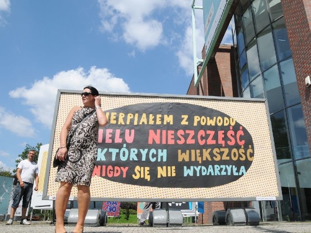 Nowe bilbordy z pracami Joanny Górskiej i Rafała Góralskiego zamontowano wczoraj przy Centrum Sztuki Współczesnej oraz w sąsiedztwie targowiska przy Szosie Chełmińskiej