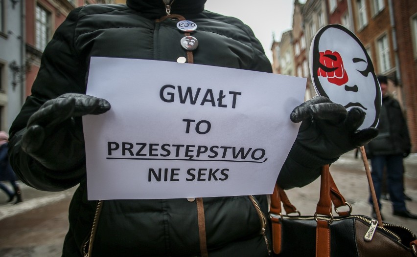 Katalog przestępstw seksualnych jest szeroki. Od gwałtu,...