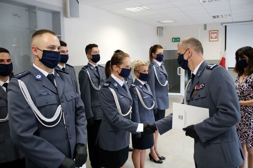 Święto policji w Bielsku Podlaskim. 48 bielskich policjantów otrzymało awanse (zdjęcia)