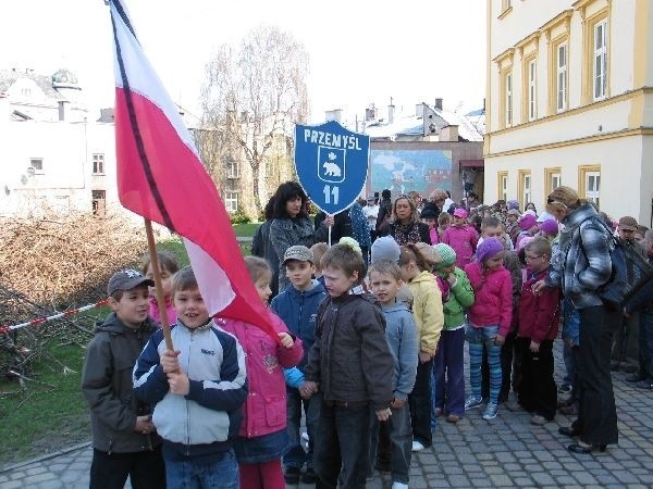 Uczniowie z Przemyśla uczcili ofiary katastrofy...