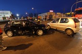 Wypadek w Zielonej Górze. Dwie osoby trafiły do szpitala (zdjęcia)