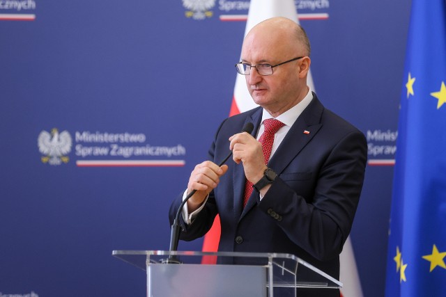 27 listopada 2019  roku Piotr Wawrzyk do MSZ w randze sekretarza stanu.