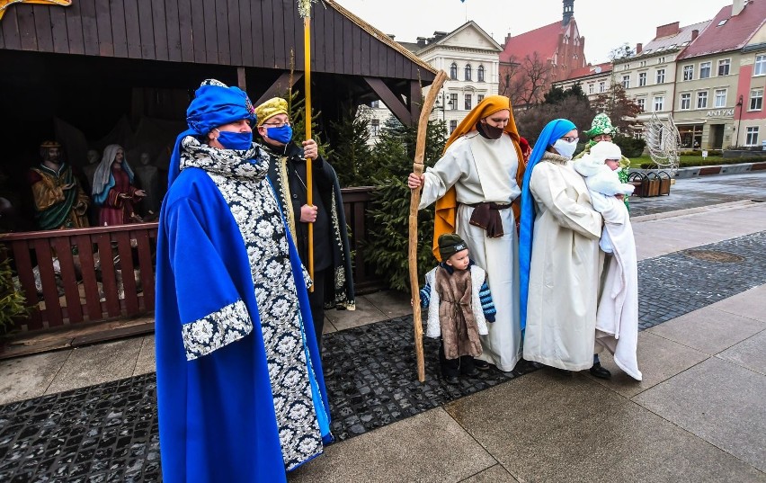 W sobotę (2 stycznia 2021 r.) na Starym Rynku pojawili się...