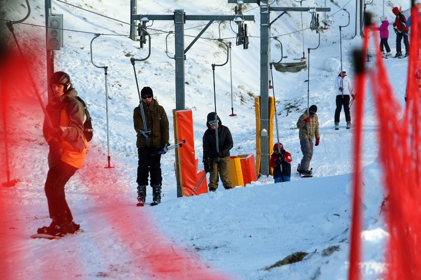 W niedzielę oficjalnie otwarto Globus Ski. Chętnych do jazdy...