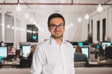 Startup z Tarnobrzega zdobył milion złotych dofinansowania na silnik sztucznej inteligencji. Innowacja ma zmienić zakupy w Internecie 