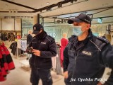 Atak na policjantów w galerii handlowej w Opolu. Agresywny 31-latek nie miał maseczki i nie chciał się wylegitymować