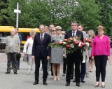 Oświęcim. W 73. rocznicę zakończenia drugiej wojny światowej uczcili pamięć jej ofiar i żołnierzy