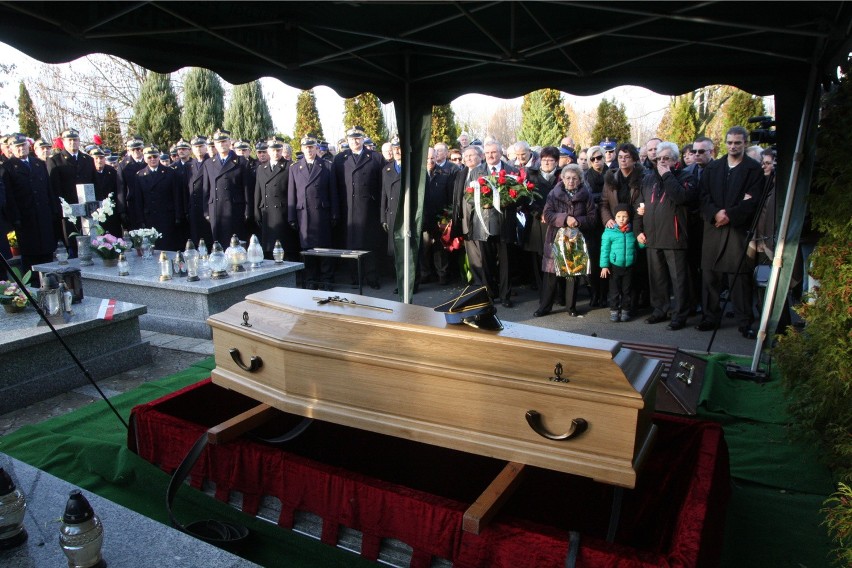 Pogrzeb pułkownika pożarnictwa Zdzisława Filingiera na...