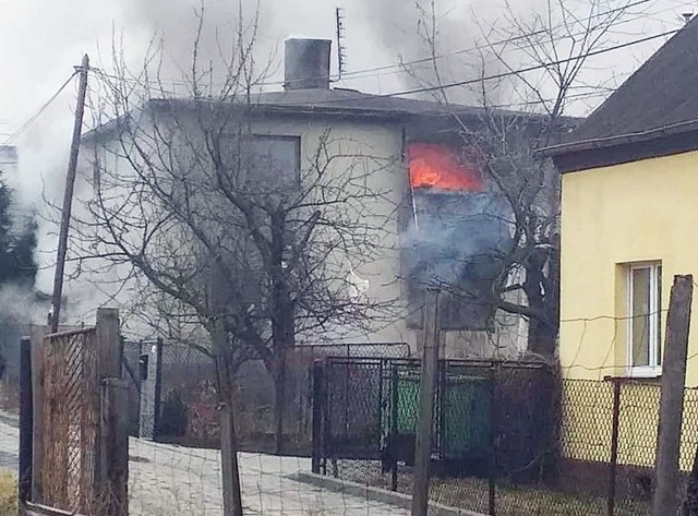 Wybuch gazu w domu w Radlinie. Po rannego leci hlikopter LPR