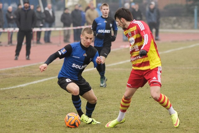 W sobotę odbył się sparing zawodników Zawiszy Bydgoszcz z Chojniczanką Chojnice. Mecz zakończył się remisem 1:1.