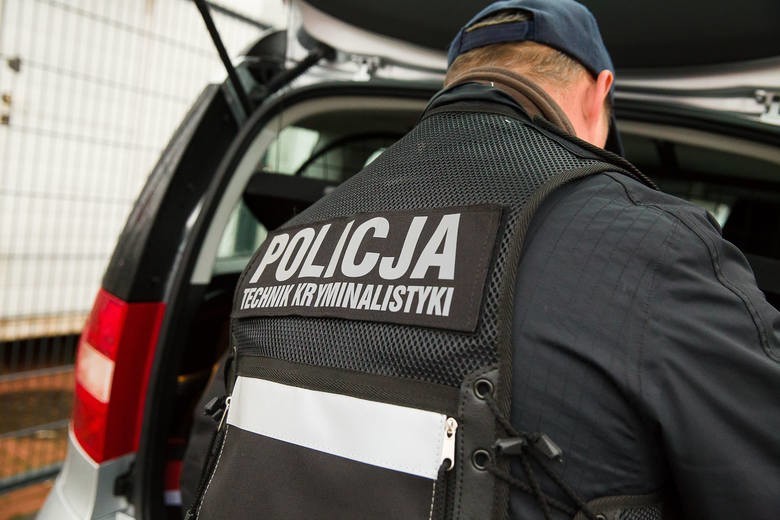 Alarm bombowy przed siedzibą straży pożarnej i policji w Grajewie. Mężczyzna uciekał kradzionym samochodem [3 wrzesień 2019]