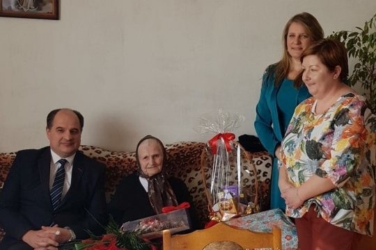 Wspaniały jubileusz. Pani Weronika Orzechowska skończyła sto lat! (ZDJĘCIA)