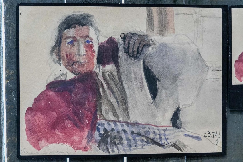 Wystawa „Kobiece doświadczenie obozu koncentracyjnego”. Wyjątkowe prace można zobaczyć w Książnicy Podlaskiej (zdjęcia)