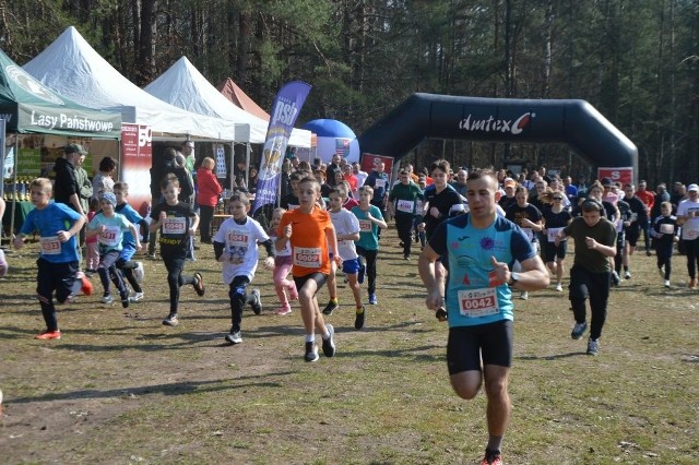 Po godzinie 12 z Polany Leśników w Michniowie wyruszył III Bieg Tropem Wilczym.