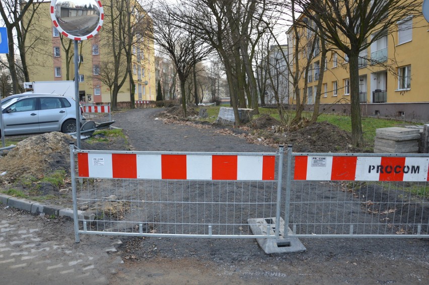 Skawina. Na początku przyszłego tygodnia skończą się utrudnienia na ul. Wesołej. Firma wznowi prace przerwane przed świętami Bożego Narodzen