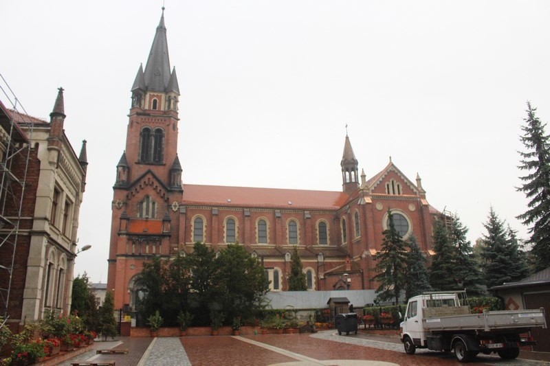 Katedra w Sosnowcu rok po pożarze