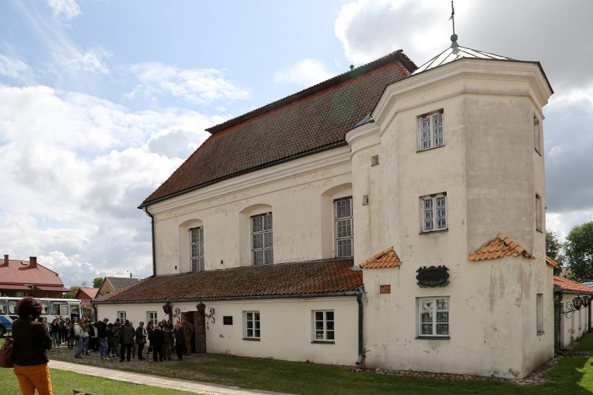 Synagoga w Tykocinie to jeden z najbardziej znanych zabytków...