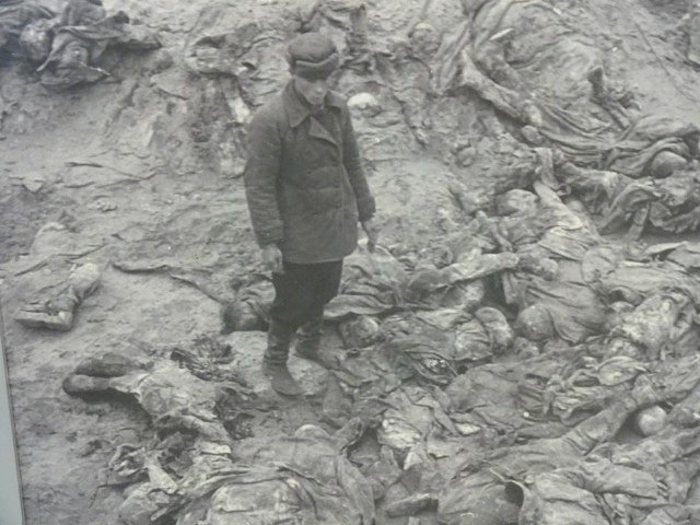 Prace ekshumacyjne w Katyniu, 1943 rok